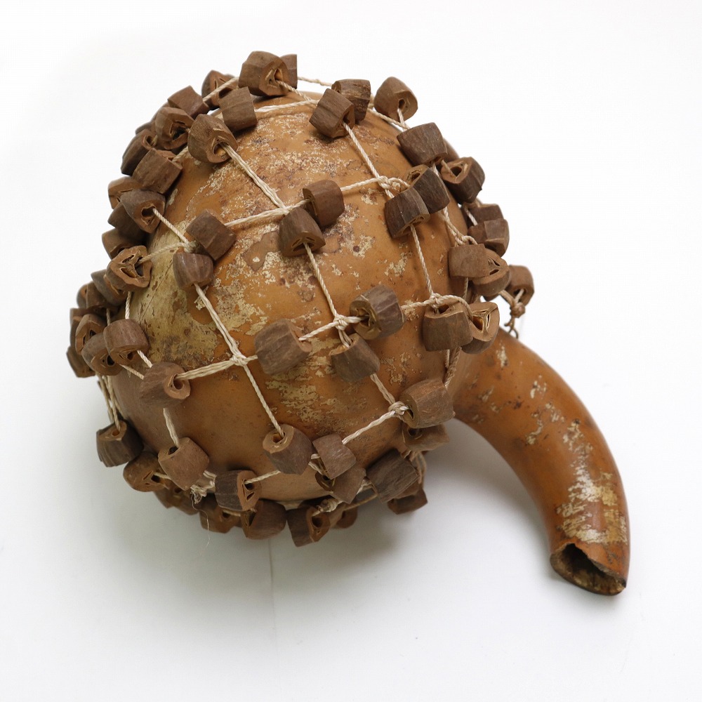 木の実シェーカー