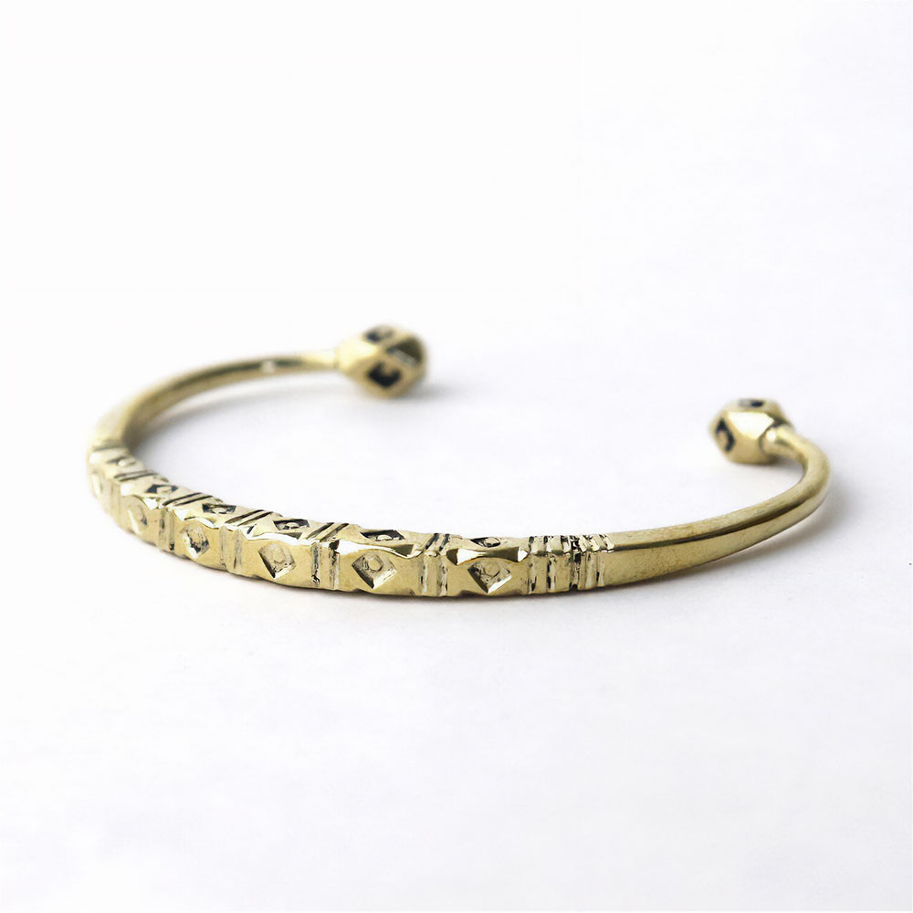 ニッケルブレス 大