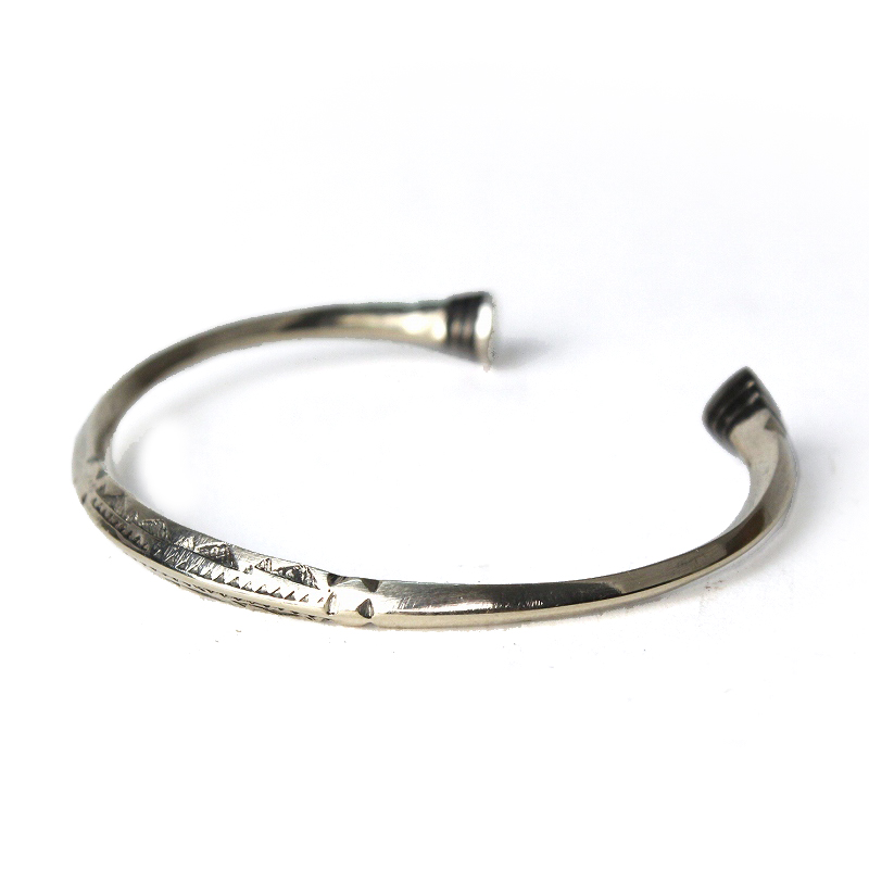 トゥアレグニッケルブレス 良 03