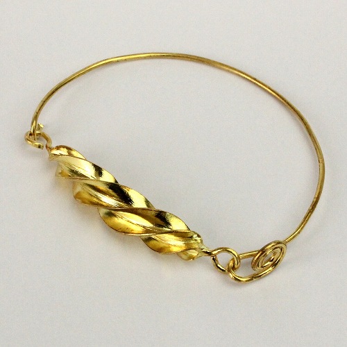 フラニ金色ブレスレット 針金付ねじり