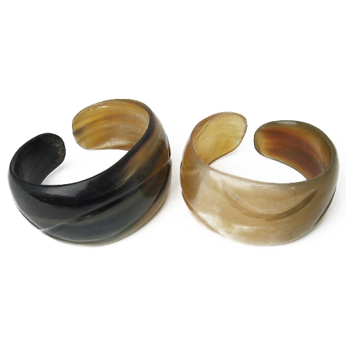 牛角バングル 葉っぱ型 巾2.5cm系\1800→\1200