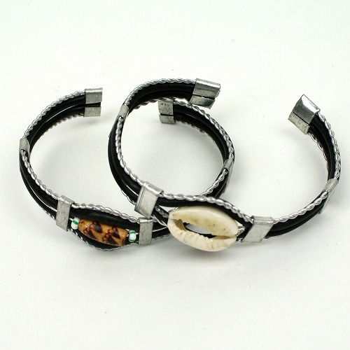 針金子安貝ブレス