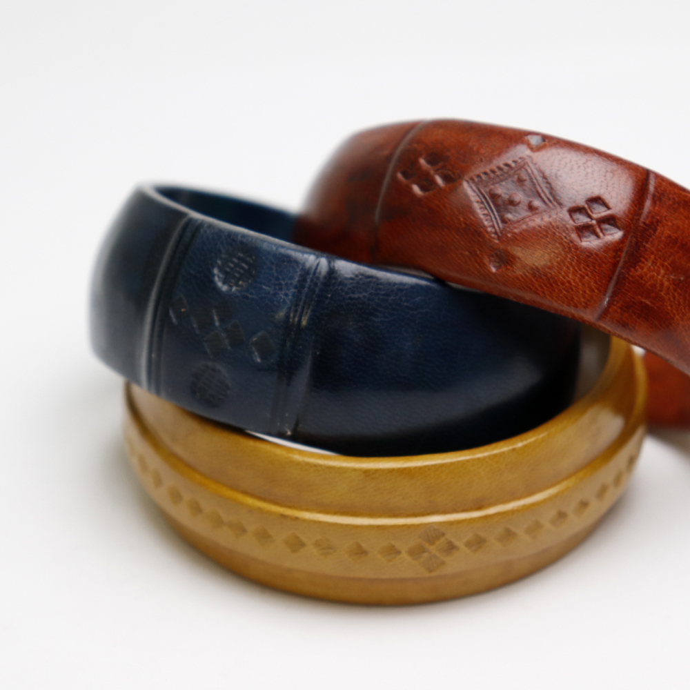 革ブレスレット 硬 トゥアレグ柄入り(ブルキナ)