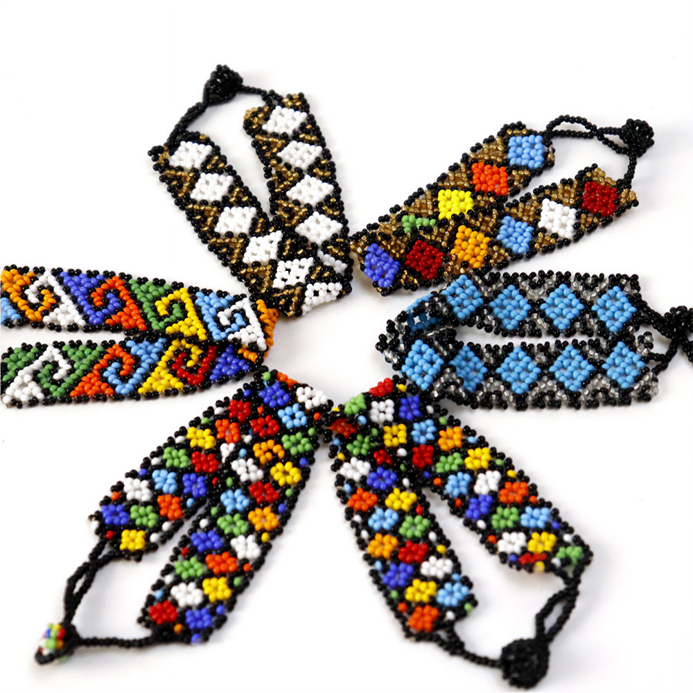 マサイビーズブレスレット カラフル 01三角/02花