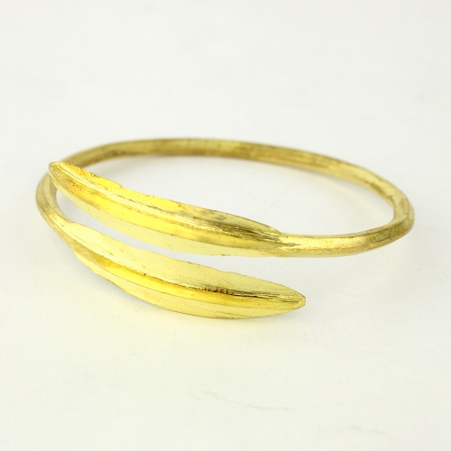 フラニ蛇型金色ブレス