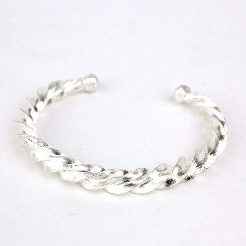 フラニ銀色ブレス2　開