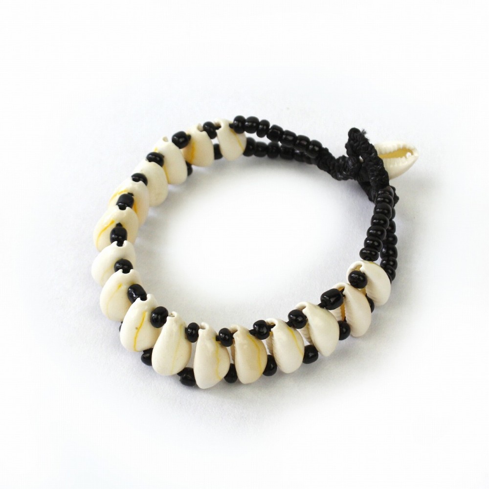 子安貝ブレス 一列