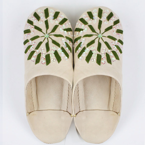 バブーシュ刺繍スパンコール S19生成x905モスxオーロラ