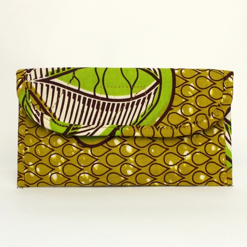 パーニュクラッチポーチ カーキ