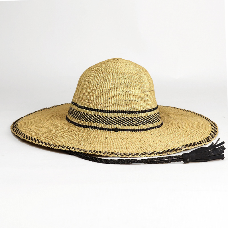 ボルガ帽子 四角柄 ナチュラル黒 黒革紐付き