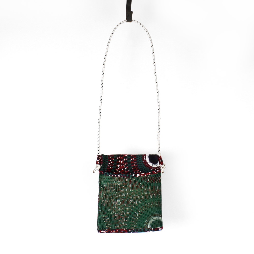 パーニュバッグ メッシュポケット緑 ロープショルダー細 白