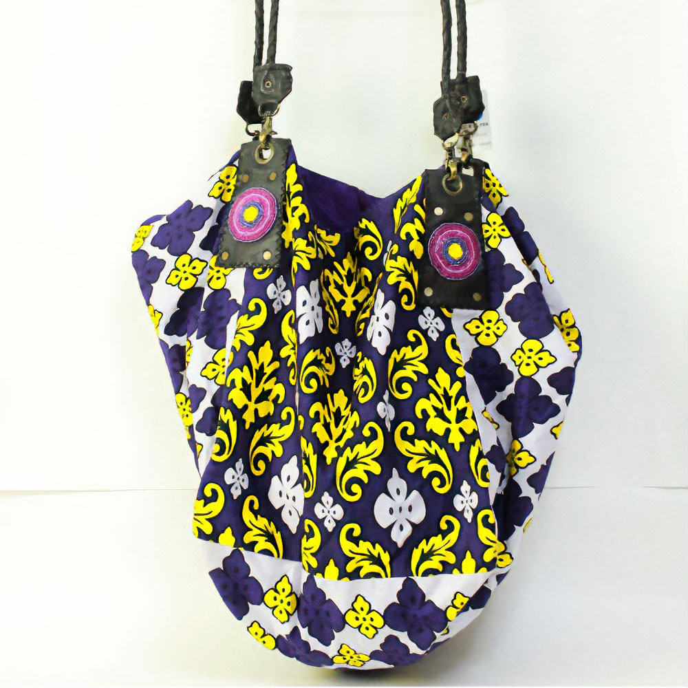 カンガバッグ 編み革ショルダービーズ装飾付 リーフ&ペタル