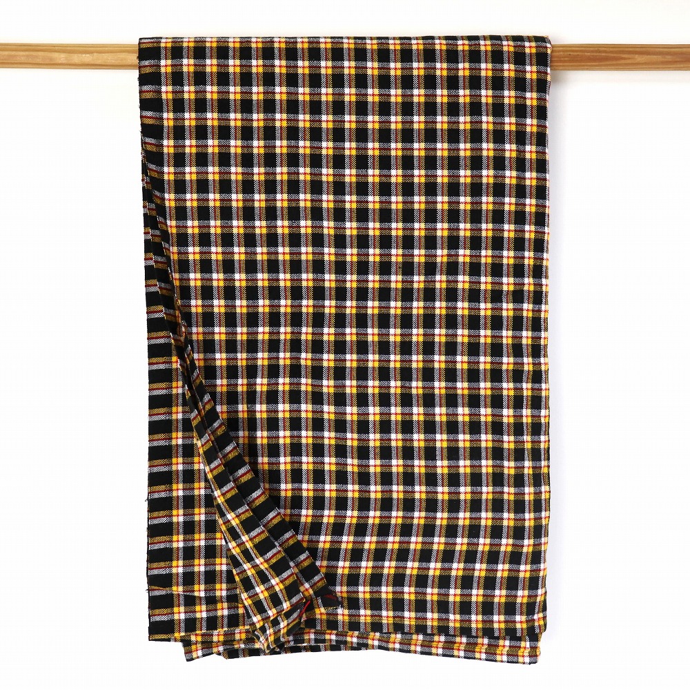 マサイシュカ 黒x黄x白x赤 オーバーチェック