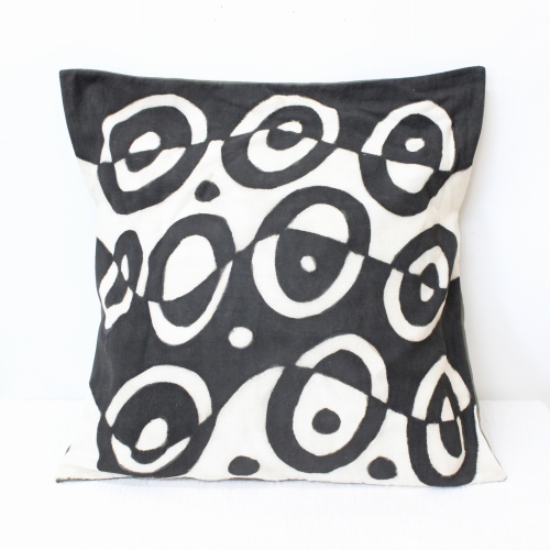 泥染めクッションカバー50x50波リング