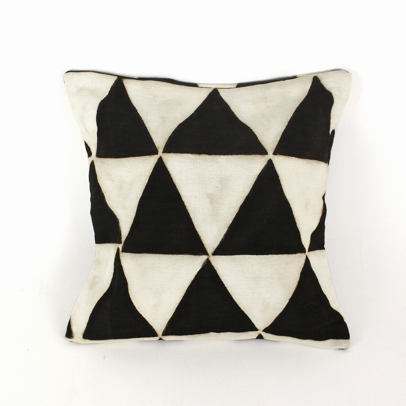 泥染めクッションカバー35x35 並三角