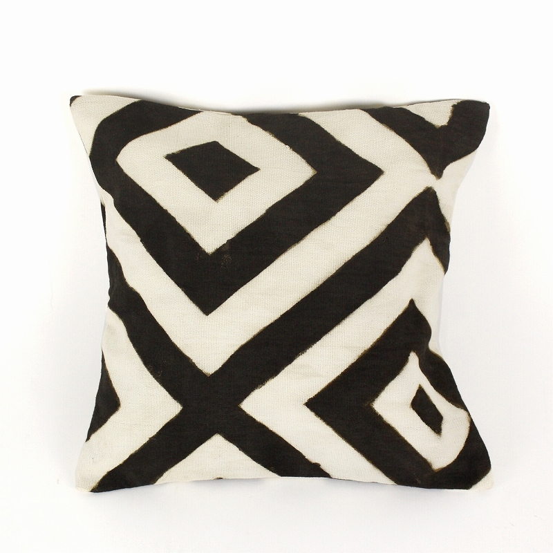 泥染めクッションカバー35x35 重菱形