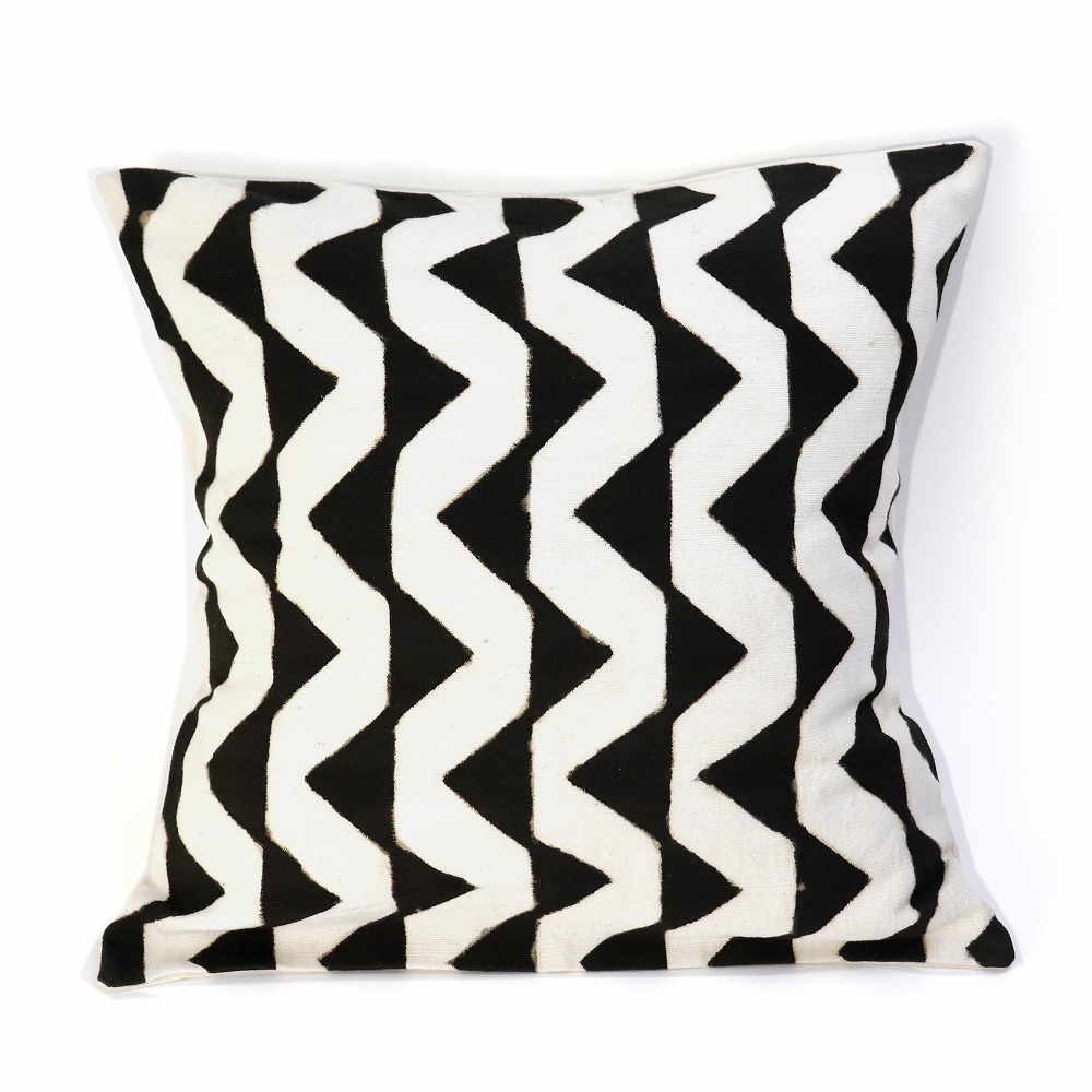 泥染クッションカバー45X45triangle黒白