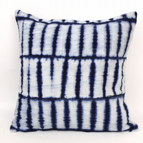 草木染クッションカバー45x45 藍染 絞りハシゴ