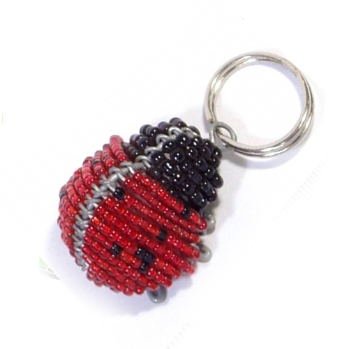 針金ビーズキーホルダーてんとう虫 