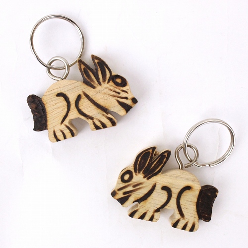 木製動物キーホルダー ウサギ