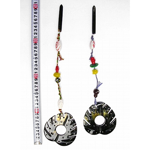 牛角xビーズ チャームクリップ 葉っぱ