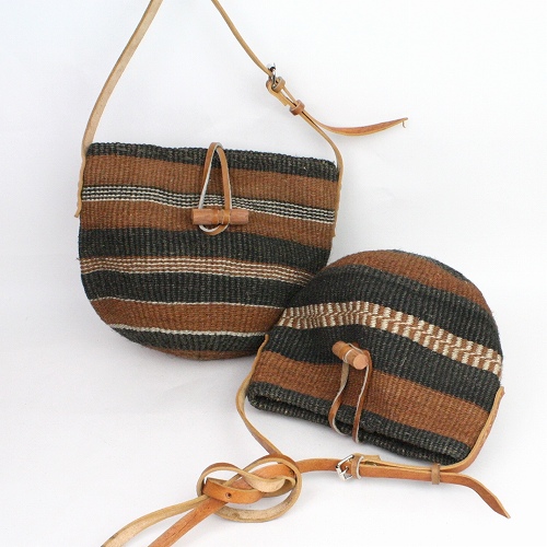 バオバブバッグポシェット革ストラップ 木止め