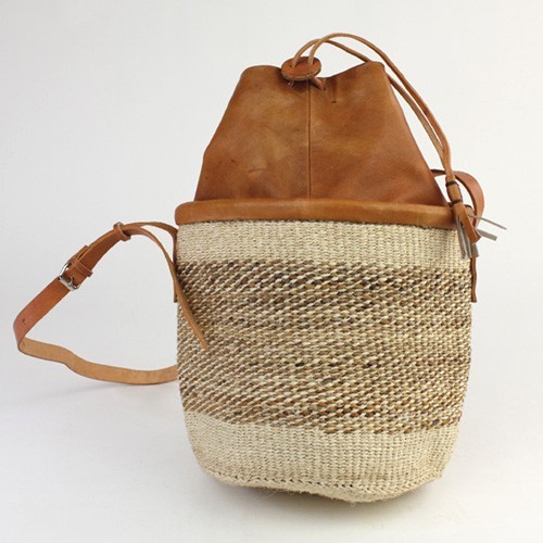 バナナx白サイザル 9インチ 巾着