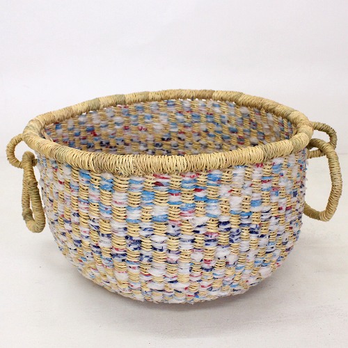 ボルガ伝統カゴ ピュアウォーター 中