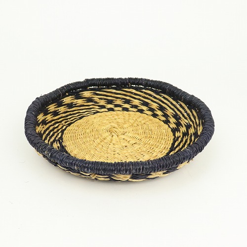 ボルガ平丸皿 小 黒