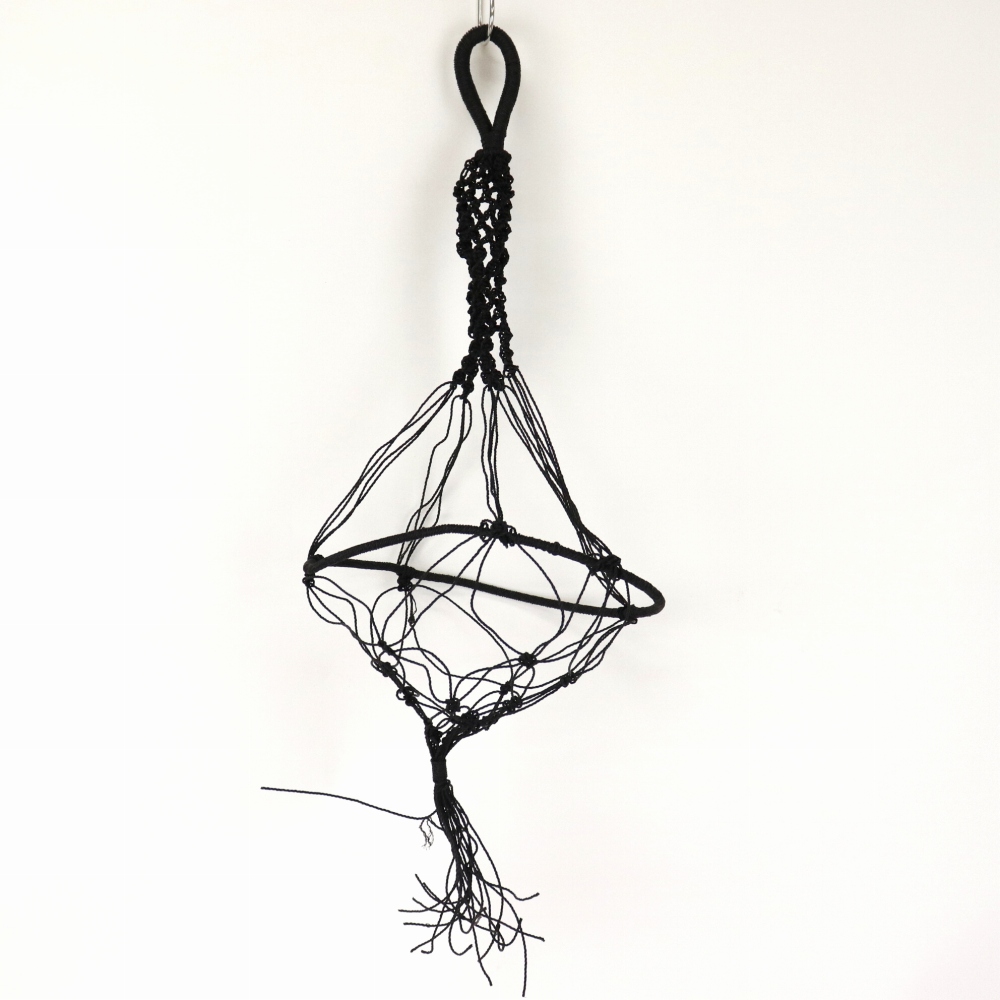 ナイロンマクラメ編み ハンギングプランター 黒 23SS一点物 @7500→6000円