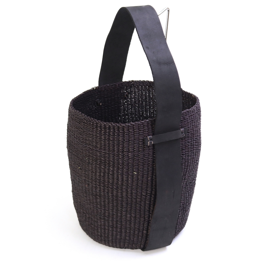 ニャリガバスケット 丸底 黒平革ぐるりハンドル 大 黒