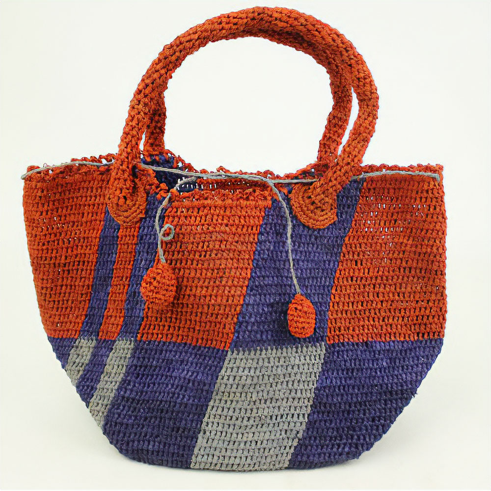 【10%OFF】ラフィアかぎ編みトート ポンポン付き 格子柄 赤茶x紺 ￥8000→7200