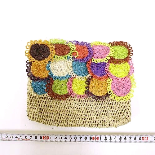 ラフィアかぎ編みポーチ 前面サイザル花モチーフ 一点もの @6500→5200円