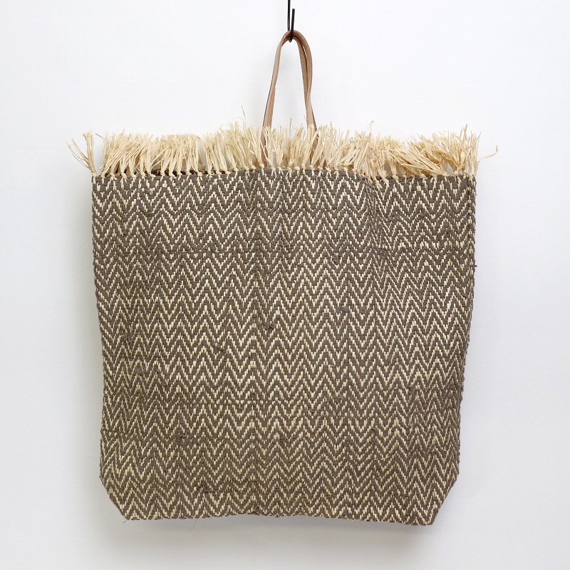 ラフィアコットン布バッグ 革ハンドル縁フリンジ ギザギザ グレー
