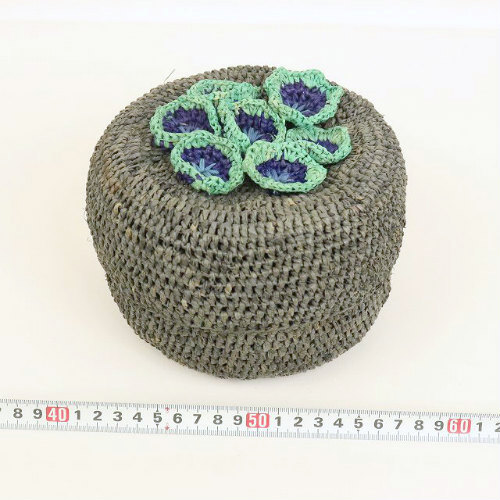 ラフィアかぎ編み小物入 蓋サンゴ平 青 21SS一点 @6800→5440