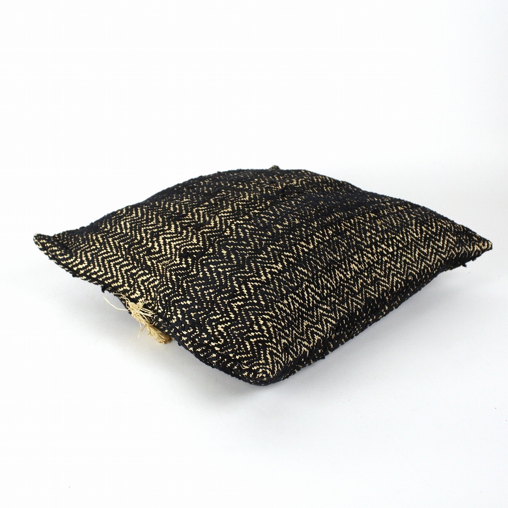 ラフィアコットン クッションカバー NAT黒 24SS一点物 @4000→3200