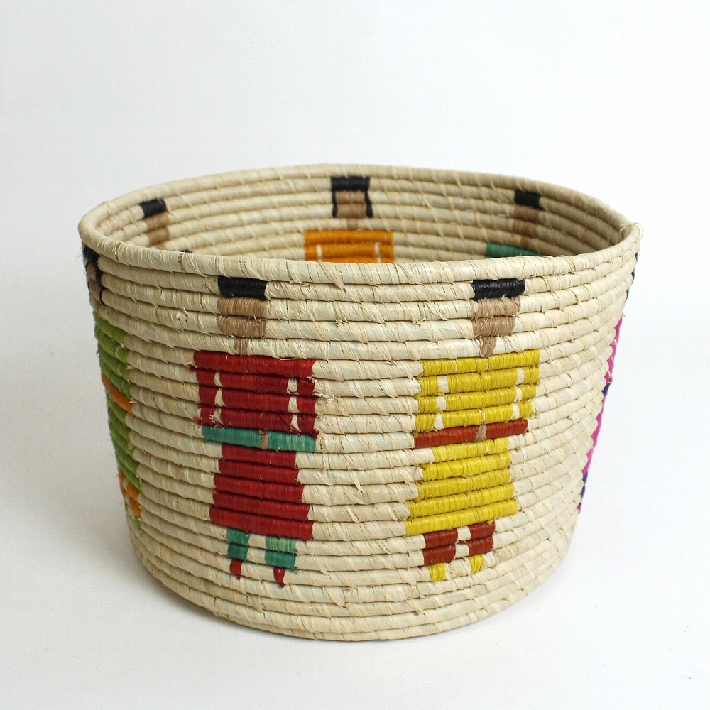 ラフィア ラディナカゴ 人柄