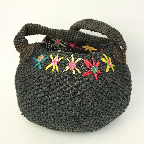 【SALE】ラフィア編みバッグ ポット 縁花ビーズ 黒 @5000→4000円