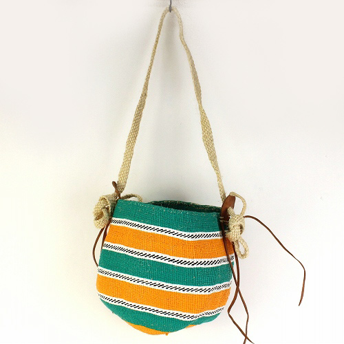 プラスチックサイザル伝統かご サイザル平編み紐付き