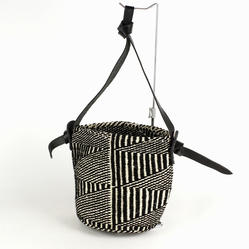 アクリルxサイザルバッグ 中 黒革ガナング 黒