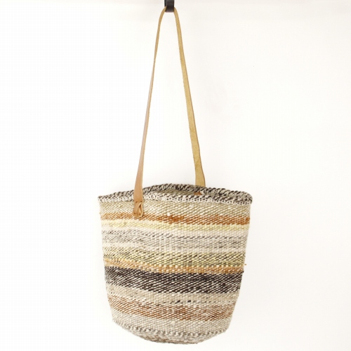 ケナナウール(羊毛)サイザルバッグ10インチ 平革ワンストラップ