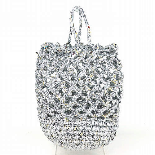 プラスチックかぎ編みバッグ8x9 ネット編み シルバー