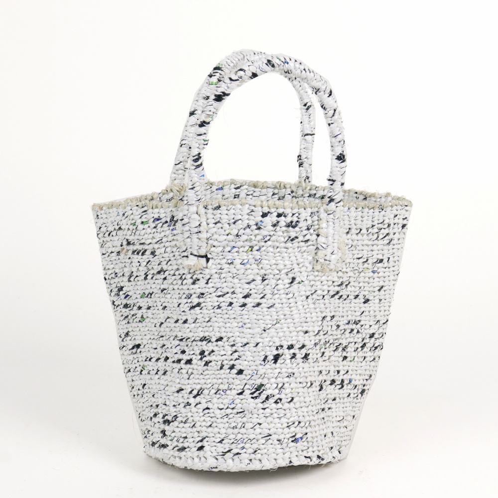 アップサイクルプラサイザルバッグ共手 ミニ 無地 マルチホワイト