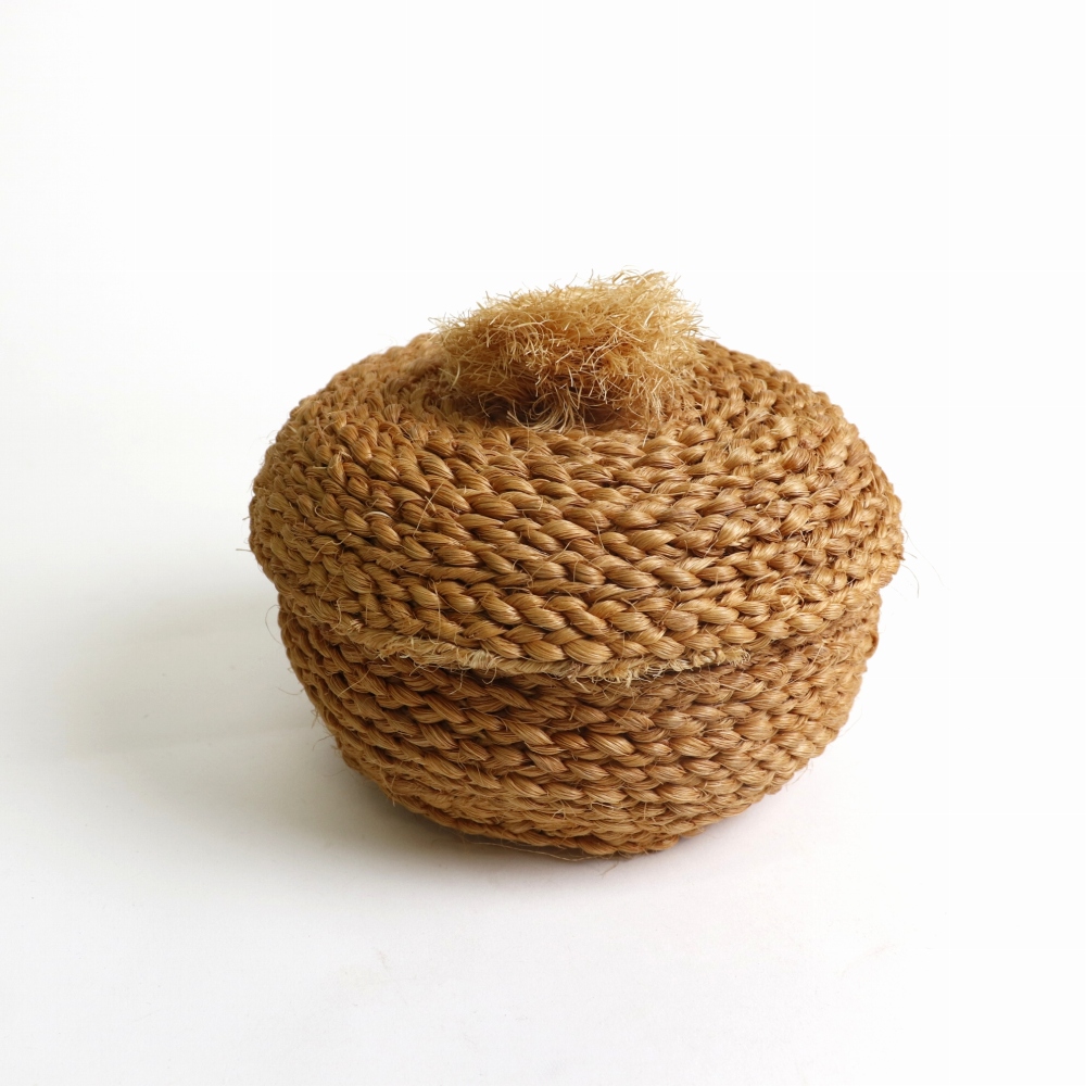 ボメットサイザル蓋付インテリアかご 紅茶ベージュ