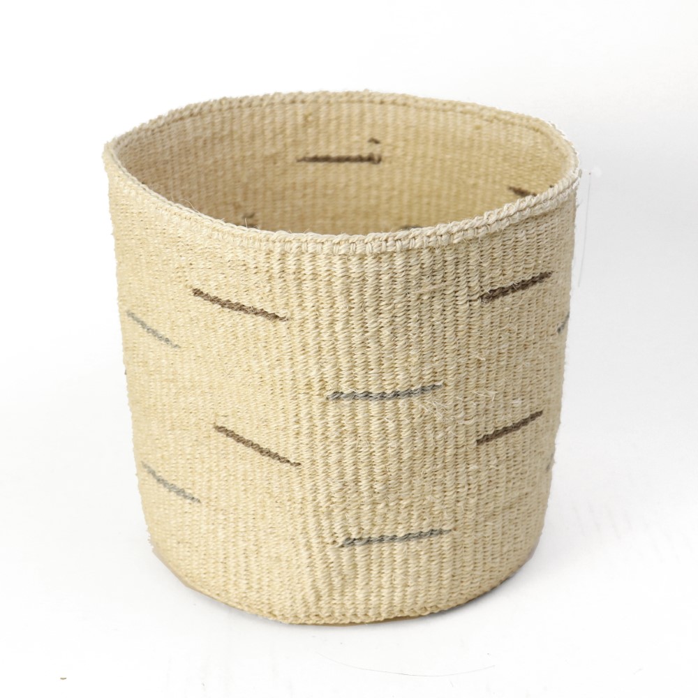 【受注商品】タイタバスケット草木染 細編みサイザルかご アイズ 生成