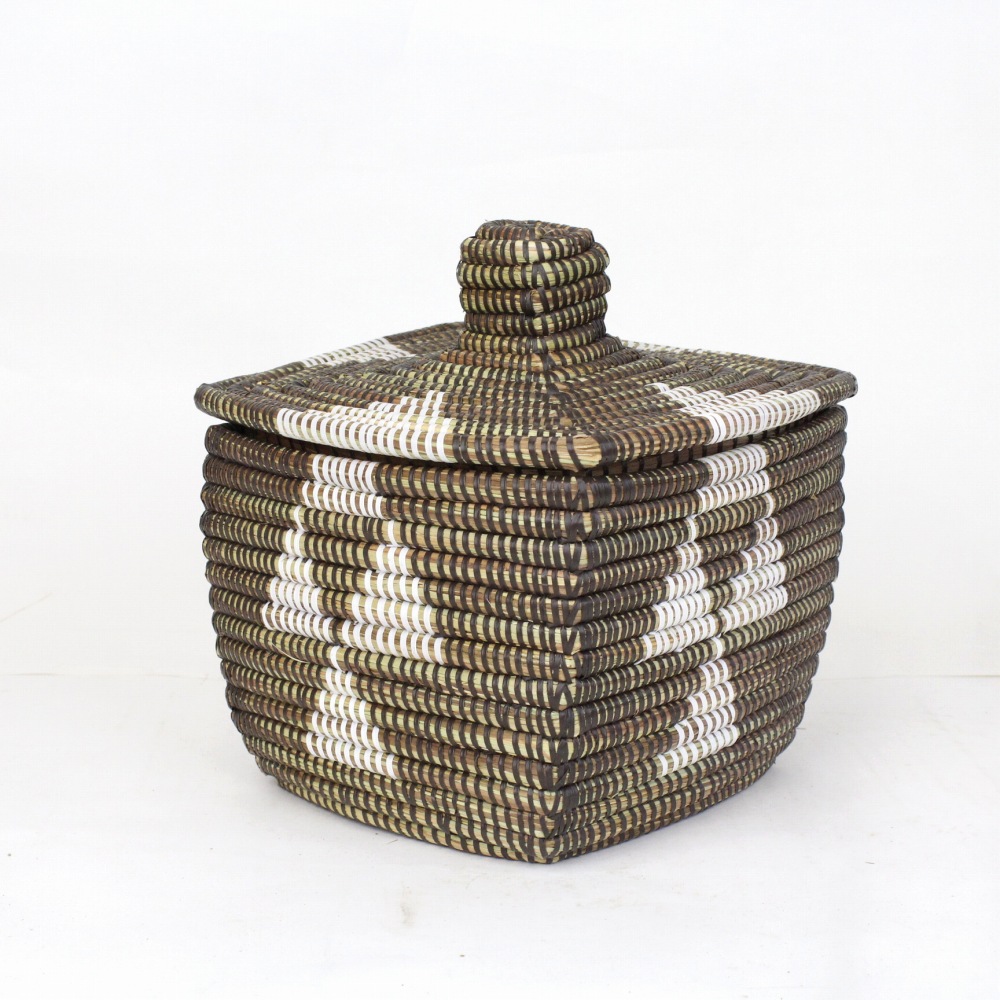 セネガル四角カゴ 三角柄 小 黒白