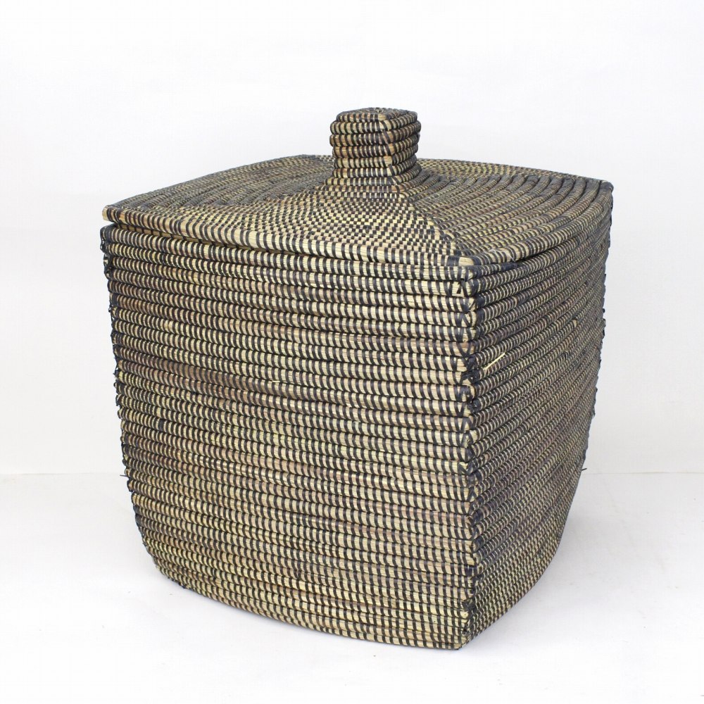 セネガル四角カゴ 単色 大 黒 23SS一点物 @22000→17600円