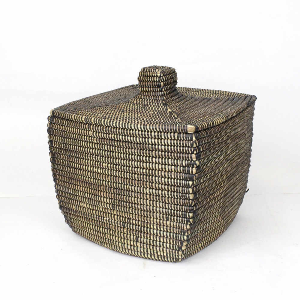 セネガル四角カゴ 単色 中 黒 23SS一点物 @19000→15200円