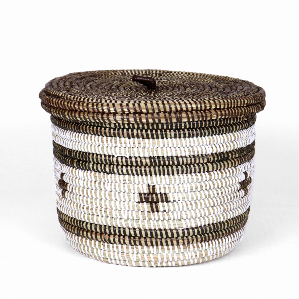 セネガル 蓋付き筒カゴ ストライプ十字架柄 焦げ茶白黒 大 24SS一点物 @6800→5440