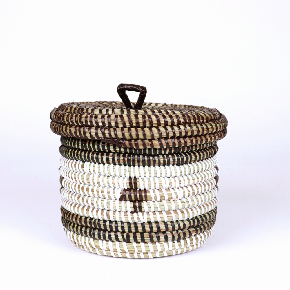 セネガル 蓋付き筒カゴ ストライプ十字架柄 焦げ茶白黒 小 24SS一点物 @4000→3200